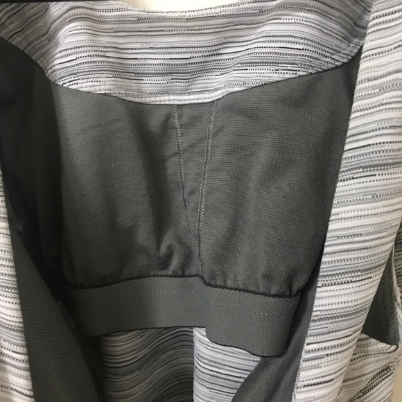 Lululemon athletica scoop back tank top with built in shelf bra size 6 - Picture 10 of 11